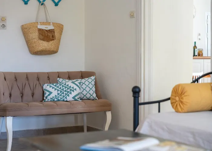 West Point House * Agia Thekli