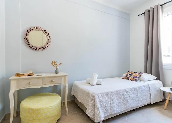 West Point House * Agia Thekli